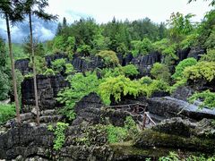 -梭布垭石林景区