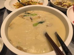 -龙宴海鲜城(经中路店)