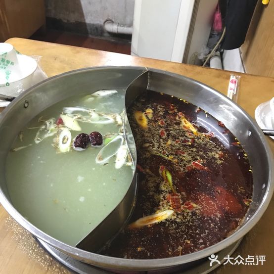 川老头火锅店(津华苑店)