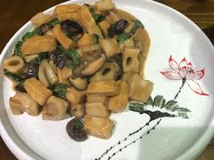 -十二舍·湯物素煮(江泰潤政店)