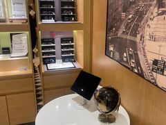 -茂昌眼镜(南京西路店)