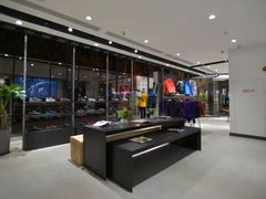 -ARC'TERYX始祖鸟(北京王府中环店)