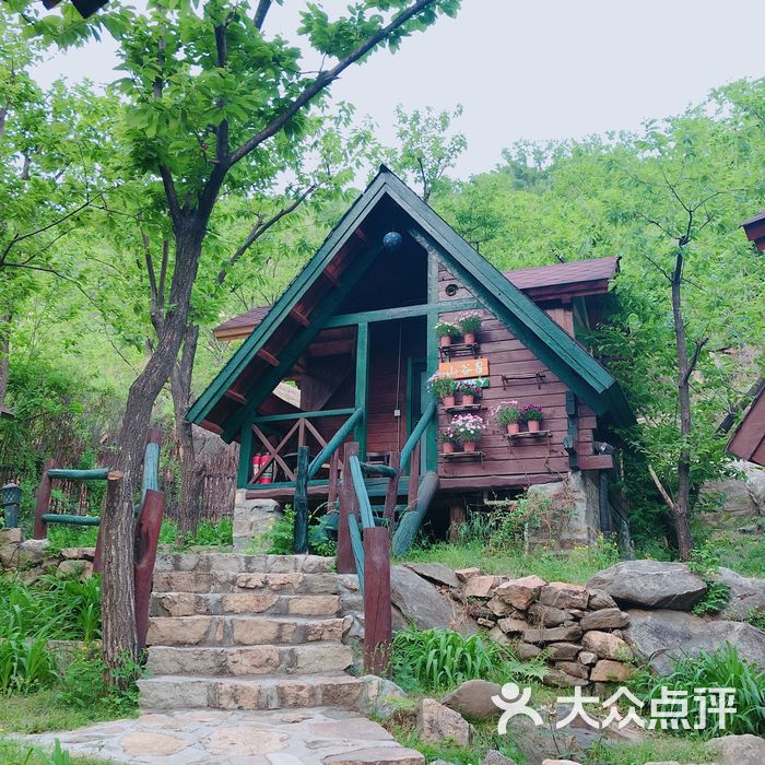 北京水岸山吧度假村