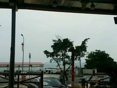 -红月湾海鲜饭店•沙滩海景(双月湾店)