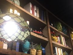 -春天里·老街坊餐厅(港隆广场店)