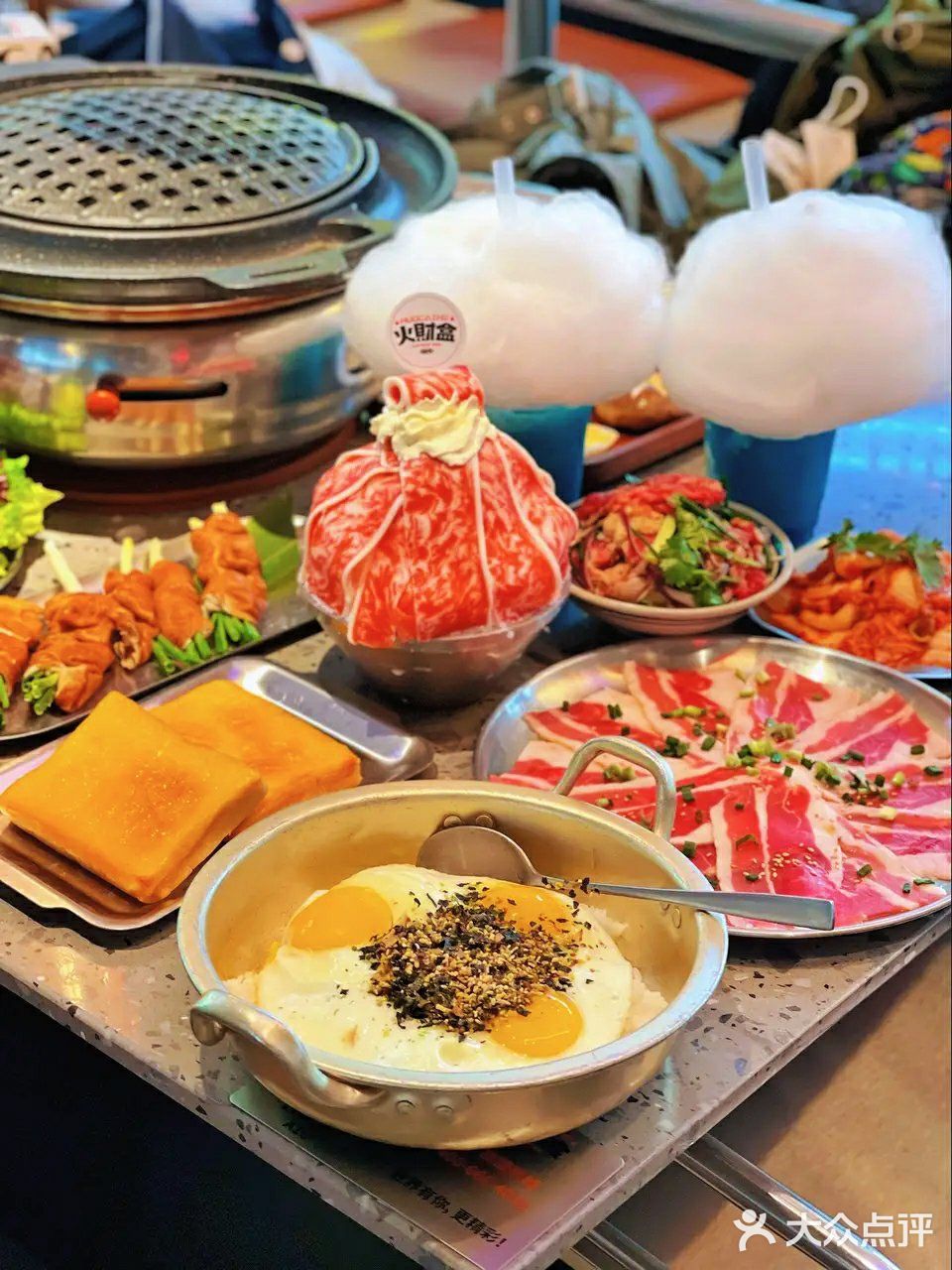 火柴盒烤肉来了你就爱了,网红打卡最多的地方哦,口味很棒,推荐