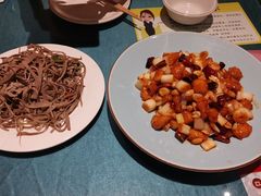-溢心园香河肉饼总店