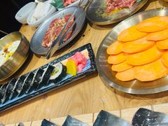 -青瓦餐厅·生鱼片·韩园烤肉(西塔店)
