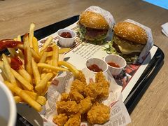 -The Habit Burger Grill 哈比特汉堡(复兴soho店)