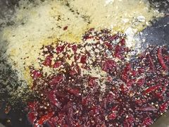 -储奇门鳝鱼火锅(总店)