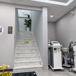 -悟空祛痘·诺奖技术专业店