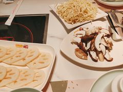 -黄记煌三汁焖锅(新佳丽江汉路店)