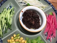 老北京炸酱面-四季民福烤鸭店(前门廊房二条店)