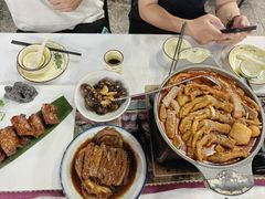 -刘姐啤酒鱼民族演艺餐厅(西街总店)