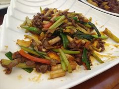-东馆和天下特色餐饮(工农店)