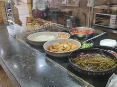 自助取餐区-西环肥仔螺蛳粉(总店)