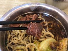 -鹍记特色牛杂面