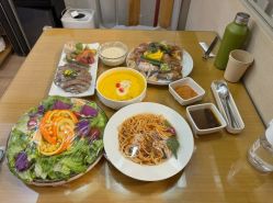 -爱陪伴尊享月子中心(国际店)