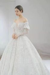 -Renee芮亦婚纱(原丽莎)