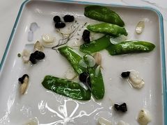 -三江源美食城