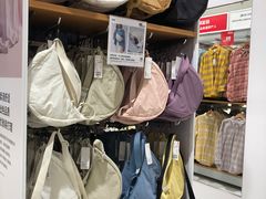 -优衣库(广州天河领展广场店)