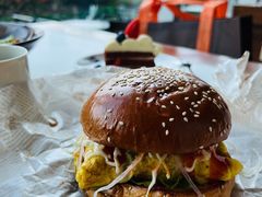 酿牛肉汉堡-The BREW·酿餐厅(浦东嘉里大酒店)