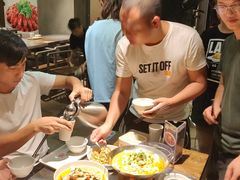 -龙巢盱眙龙虾·牛蛙·烧烤宵夜(八卦岭店)