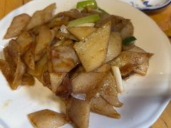 腊肉炒饵块-香满楼(临安路店)