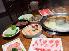 -佬土鹅肠火锅(解放路店)