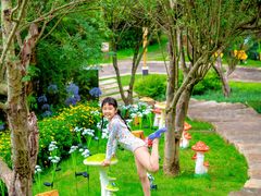 -七彩云南古滇温泉山庄