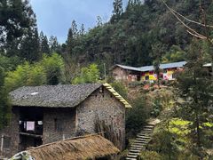 -鹿院坪生态旅游景区