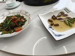 -七的湖·晚芳亭·阳澄湖农家菜·大闸蟹(莲花岛店)