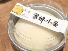 -蜜蜂小象·榴莲千层蛋糕(时代汇11栋店)
