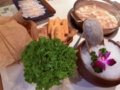 -烹然四季椰子鸡火锅(姚家园万象汇店)