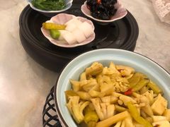 -荷庭·精致湘菜(华强北九方店)