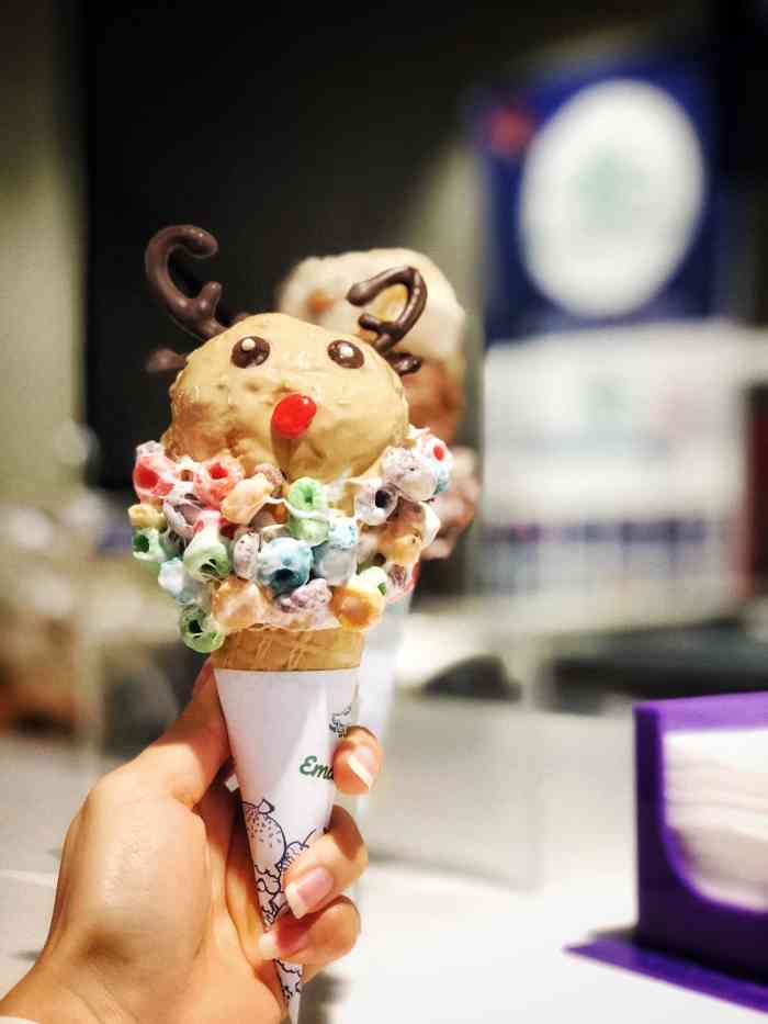 1人赞碳烤兔爪2021年8月22日打分0644/人这个月的冰淇淋quota就贡献