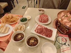 -八先生涮肉房(三里河店)