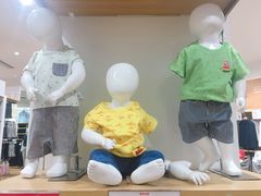 -优衣库(南宁江南万达店)