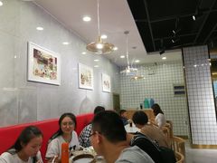 大堂-百年尹氏汤包(湖南路狮子桥店)