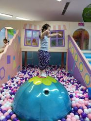 -孩子王(昆山招商花园城店)