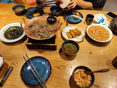 -麦麦山云南菜(复地活力城店)