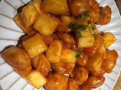 -蜜桃餐厅·伴山(湖滨商业街店)