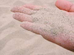 握不住的沙-白城沙滩