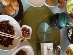 -上海大船酒店-沙滩餐厅