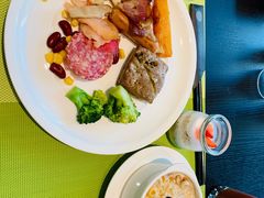 -珠海拱北口岸富华里中海雅高铂尔曼酒店