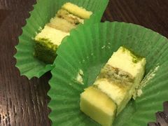 -星巴克臻选(深圳龙华红山天虹店)