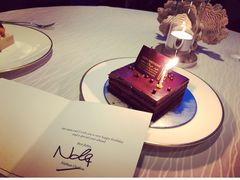 -迪拜帆船酒店海底餐厅