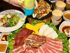 -木槿花韩式炭烤·熟成肉工坊(孙文东路店)