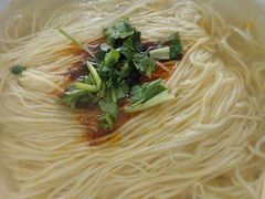 抻面-东巴婆婆云南鱼豆花火锅(大东门店)
