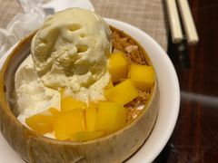 -广州万富希尔顿酒店·感趣自助餐厅·金秋蟹宴生蚝海鲜刺身
